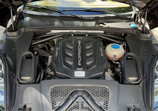 Porsche Macan cena 149900 przebieg: 95429, rok produkcji 2014 z Katowice małe 596